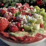 Christmas smoothie bowl - featured image
